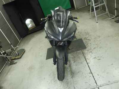 Yamaha YZF-R25 2018