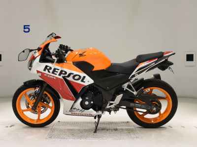 Honda CBR250R 2015