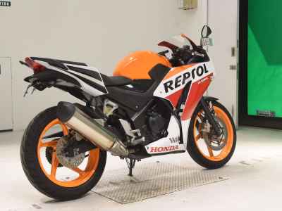 Honda CBR250R 2015