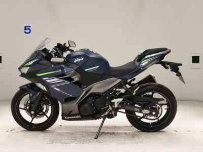 Kawasaki Ninja 400 2021