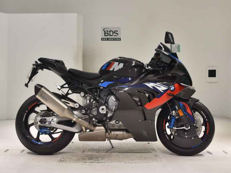 BMW M1000RR 2024