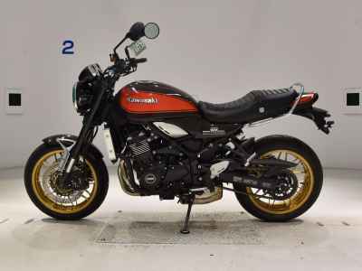 Kawasaki Z900RS 50th Anniversary 2022