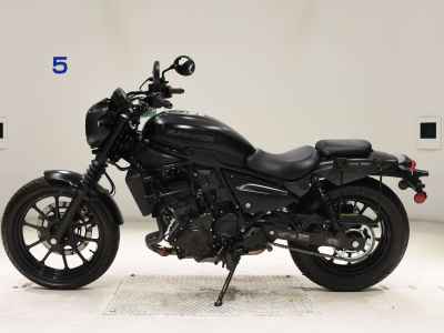 Kawasaki Eliminator 400 2023