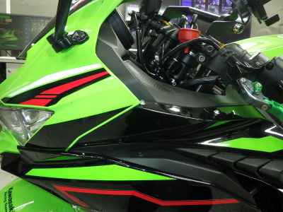 Kawasaki Ninja ZX-25R 2022