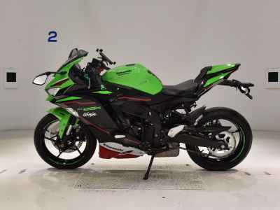 Kawasaki Ninja ZX-25R 2022