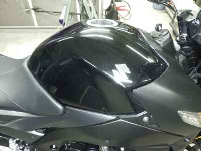 Suzuki GSR400 2016
