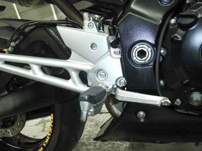 Suzuki GSR400 2016
