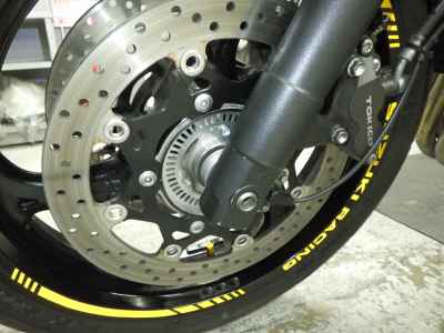 Suzuki GSR400 2016
