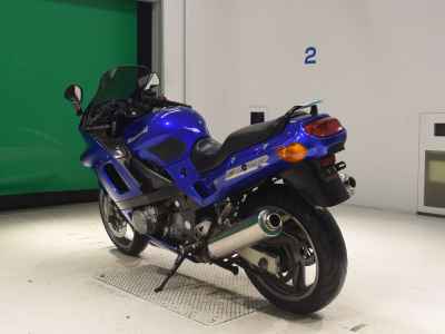 Kawasaki ZZR600 2023