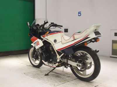 Honda CBR400F 1985