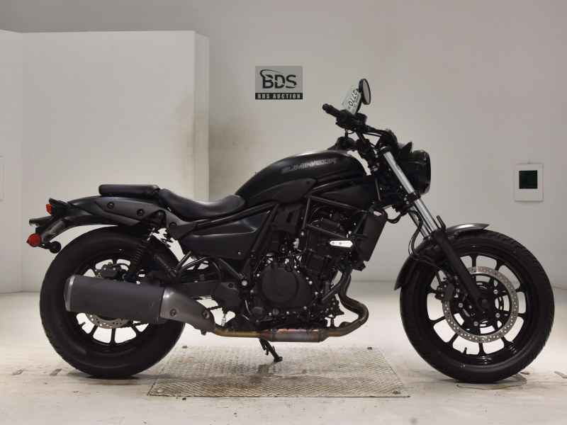 Kawasaki Eliminator 400 2023