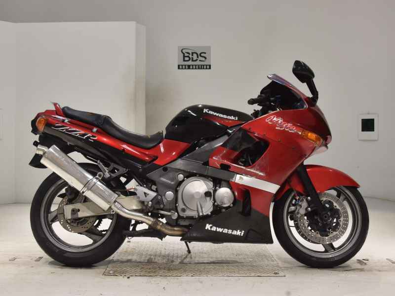 Kawasaki ZZR400 2003
