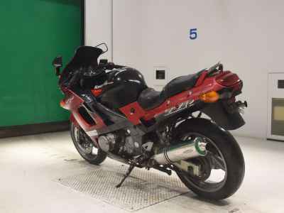 Kawasaki ZZR400 2003