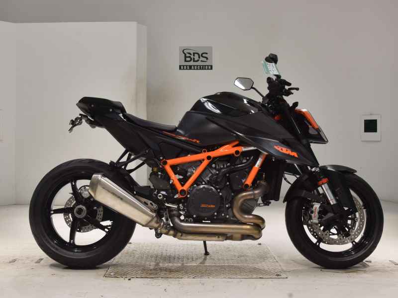 KTM 1290 Super Duke R 2020