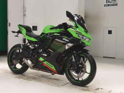 Kawasaki Ninja ZX-25R 2021