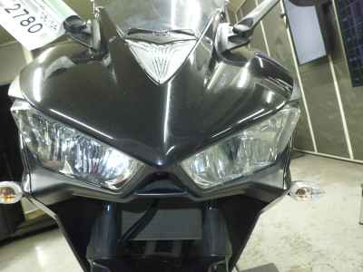 Yamaha YZF-R25 2015
