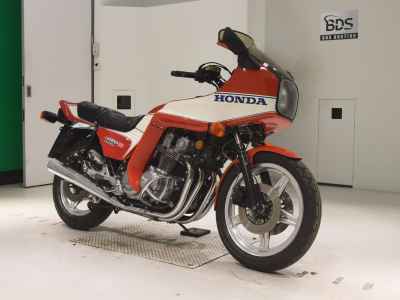 Honda CB900F 2021