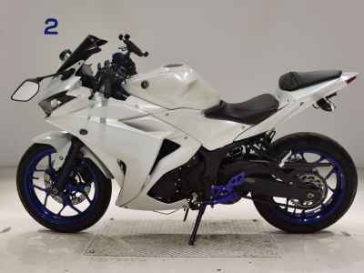 Yamaha YZF-R25 2016