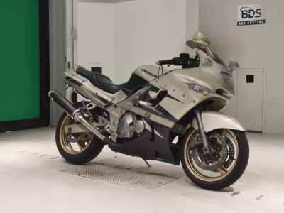 Kawasaki ZZR400 1999