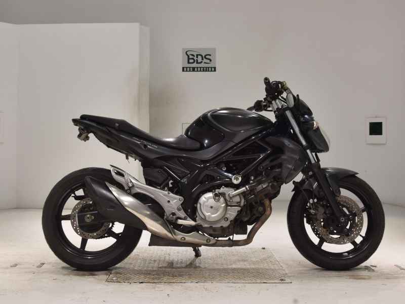 Suzuki Gladius SFV400 2012