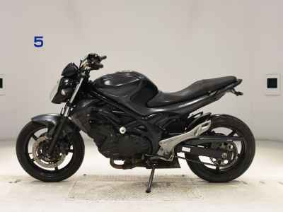 Suzuki Gladius SFV400 2012