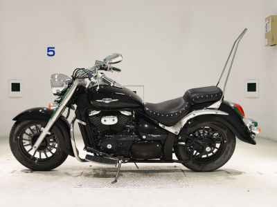 Suzuki Intruder 400 Classic 2011