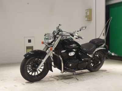 Suzuki Intruder 400 Classic 2011