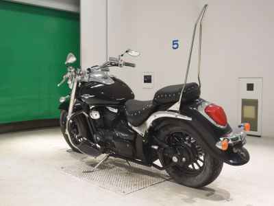 Suzuki Intruder 400 Classic 2011