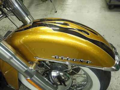 Harley-Davidson Deluxe FLSTN103 2016