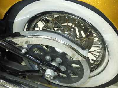 Harley-Davidson Deluxe FLSTN103 2016