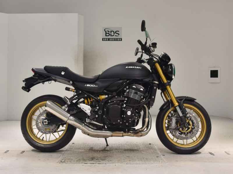 Kawasaki Z900RS SE 2025
