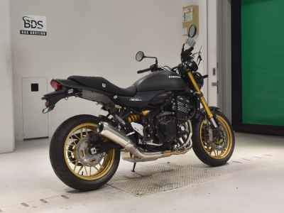 Kawasaki Z900RS SE 2025