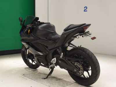 Yamaha YZF-R25 2019