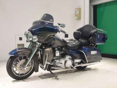 Harley-Davidson FLHTCUSE1800 CVO 2009