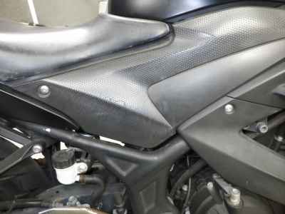 Yamaha YZF-R25 2015