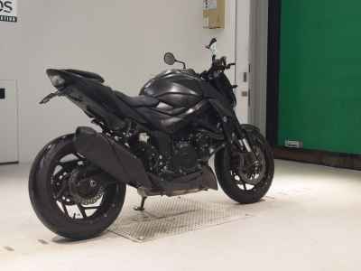 Suzuki GSX-S750 2017