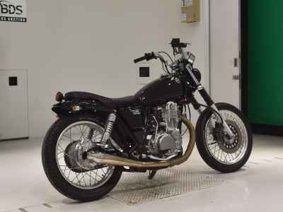 Yamaha SR400 2017