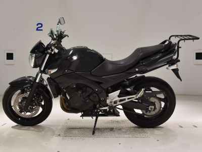 Suzuki GSR400 2009