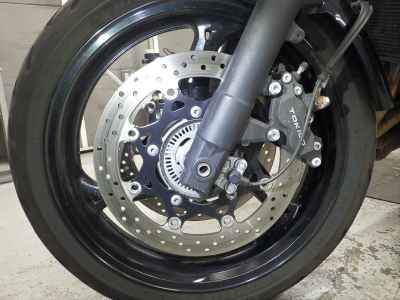 Suzuki GSR400 2009