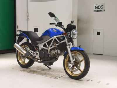 Honda VTR250 2011