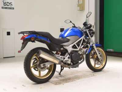 Honda VTR250 2011