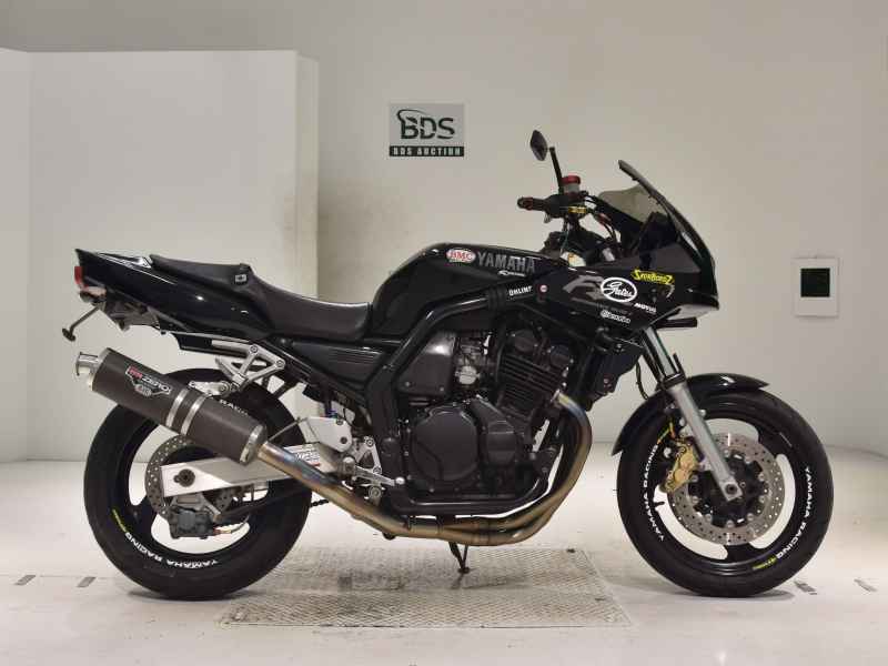 Yamaha FZ400 1997