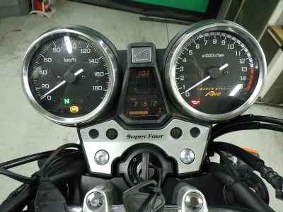 Honda CB400SF 2021