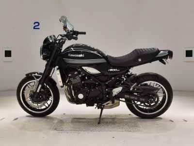 Kawasaki Z900RS 2021