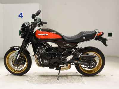 Kawasaki Z900RS 2022