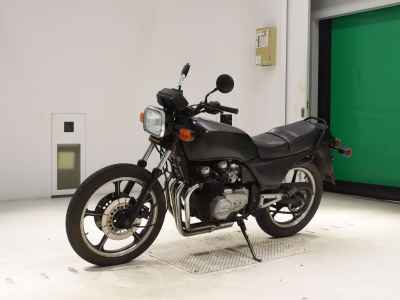Kawasaki Z400FX 2023