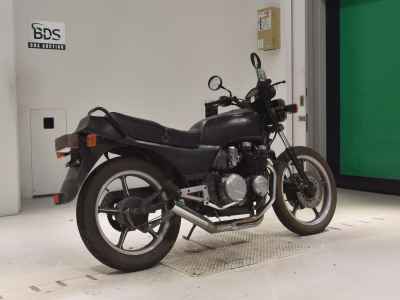 Kawasaki Z400FX 2023