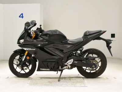 Yamaha YZF-R25 2019