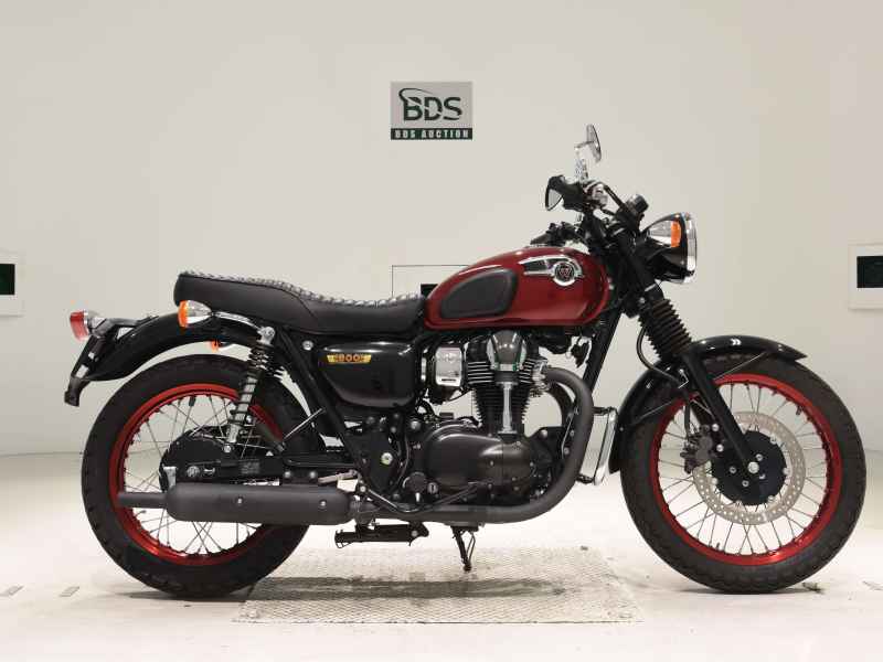 Kawasaki W800 2012