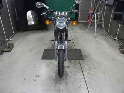 Yamaha SR400 2009